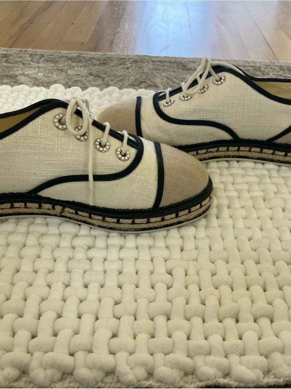 CHANEL Beige White Espadrilles linen with pearl accents. Interlocking CC - Picture 7 of 16